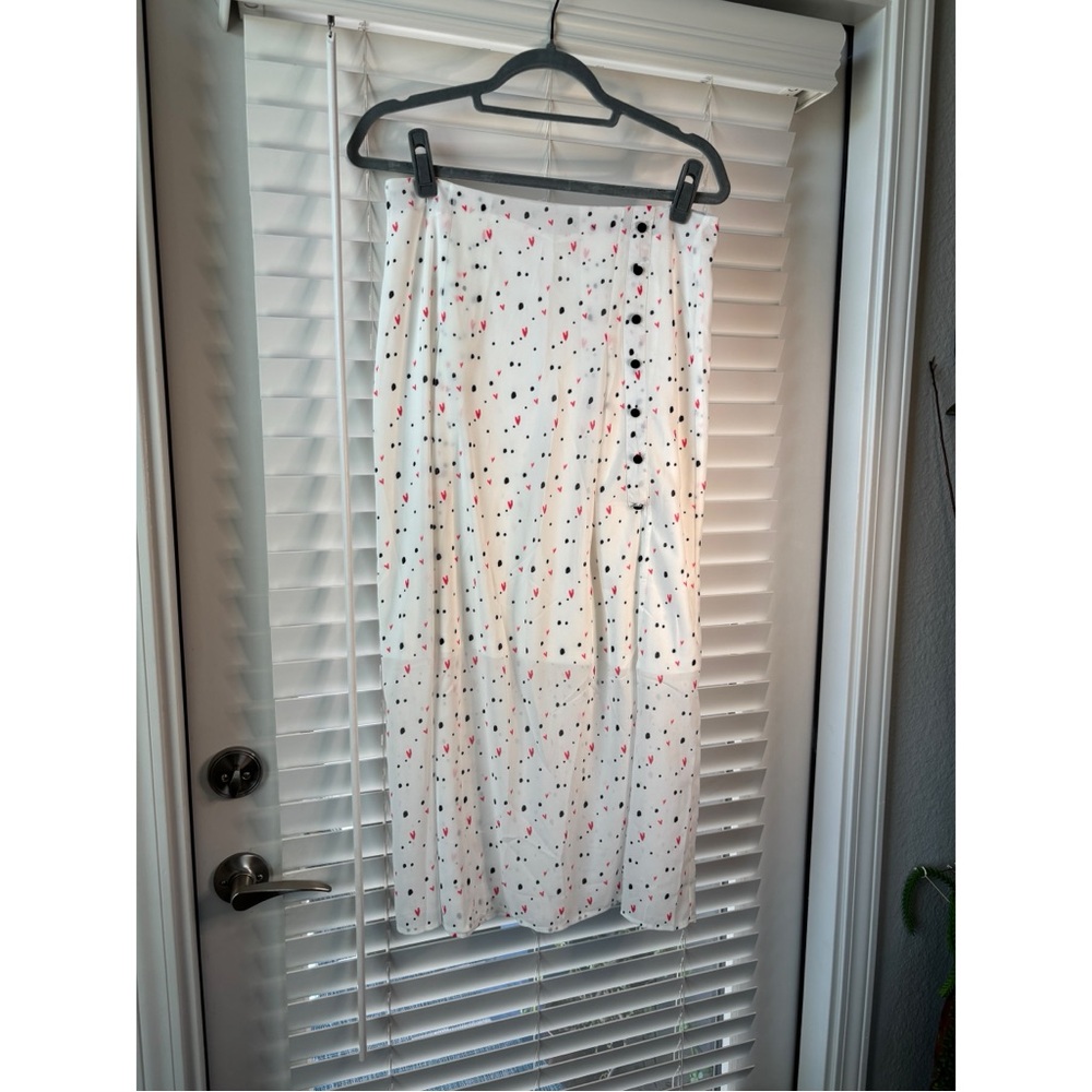 Nique White Skirt with Multicolor Dots